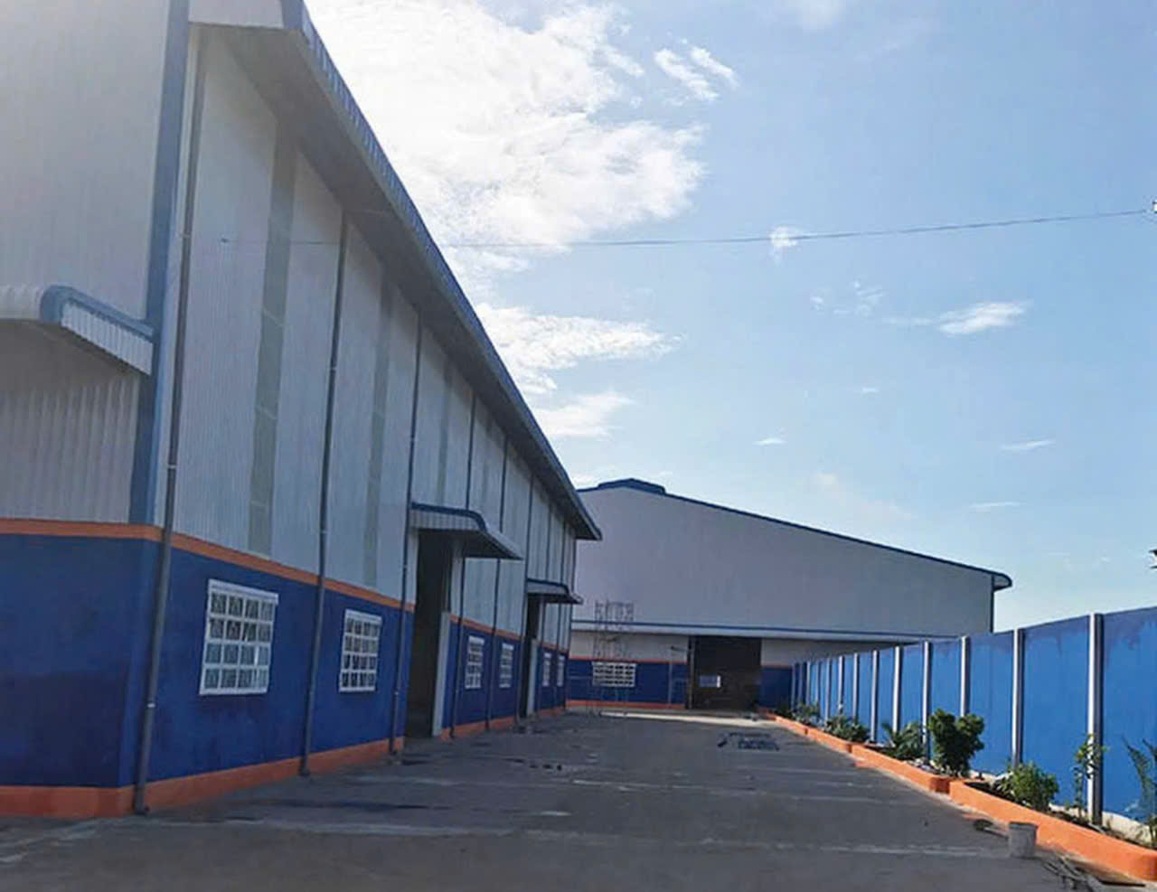 kho xưởng cho thuê hóc môn